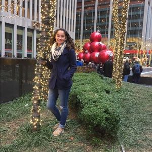 Meet your Posher, Alyssia